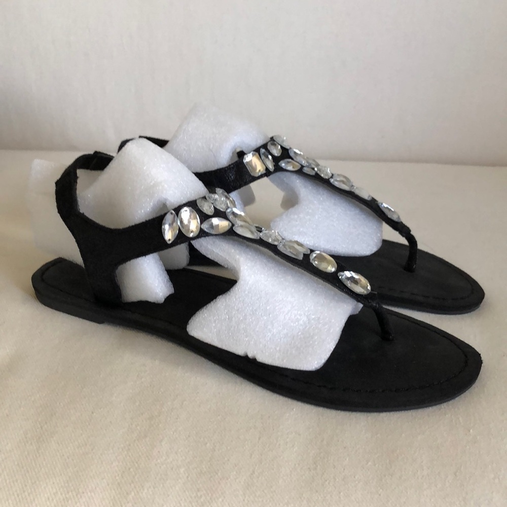 Incognito Black Embellished Thong Sandals Size 7